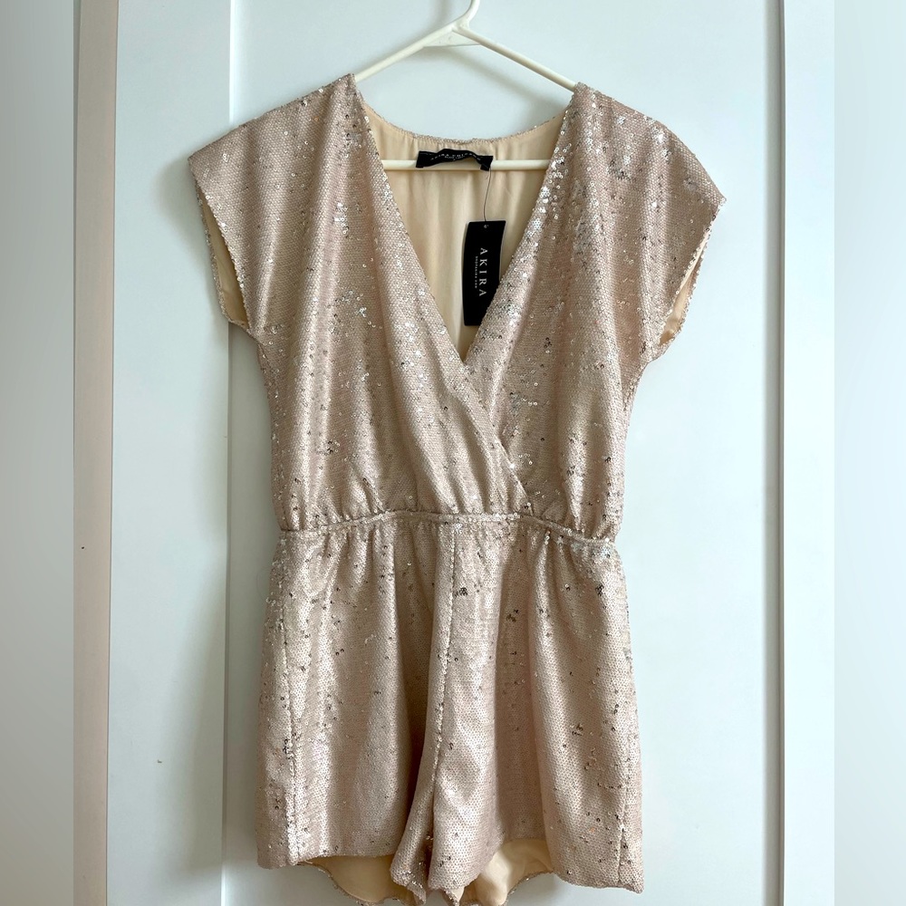 NWTAkira Black Label Champagne Gold Sequin Romper Size Small